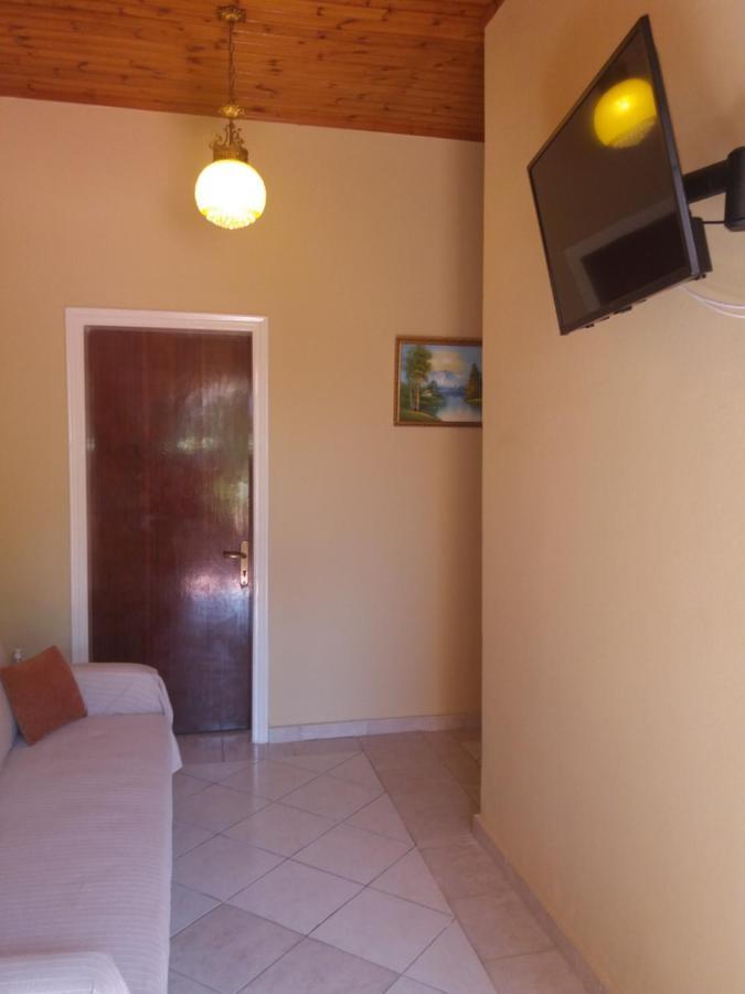 Theos Apartments Agios Stefanos Avliotes  Luaran gambar