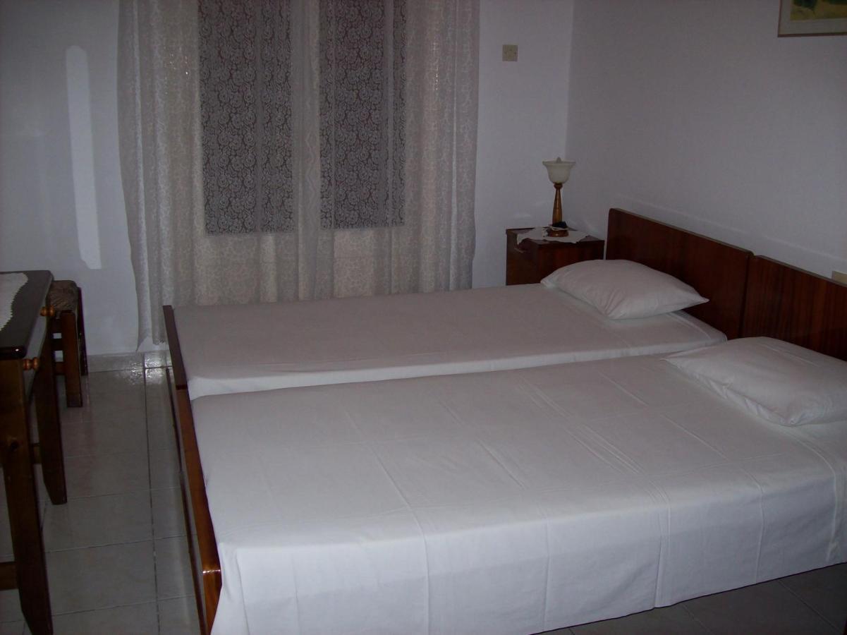 Theos Apartments Agios Stefanos Avliotes  Luaran gambar