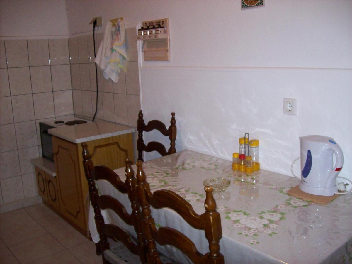 Theos Apartments Agios Stefanos Avliotes  Luaran gambar